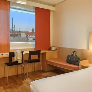 Ibis Messe Otel