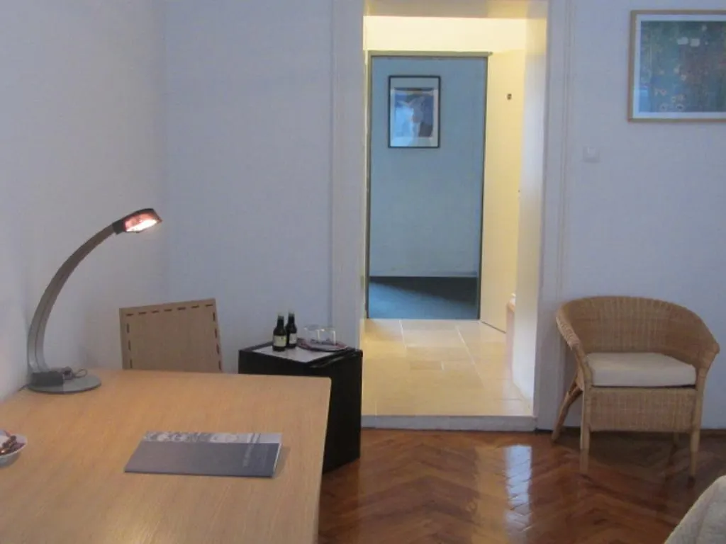 Hotel Wiener Kindl  Viena